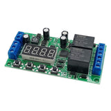 Module de contrôle automatique avec boucle infinie et fonction de retard